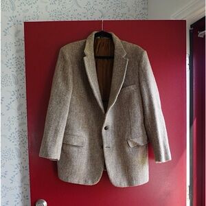 Men’s wool jacket. Great quality. Fits like a men’s medium/large